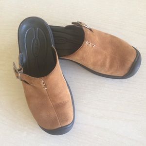 Keen slip in leather shoes